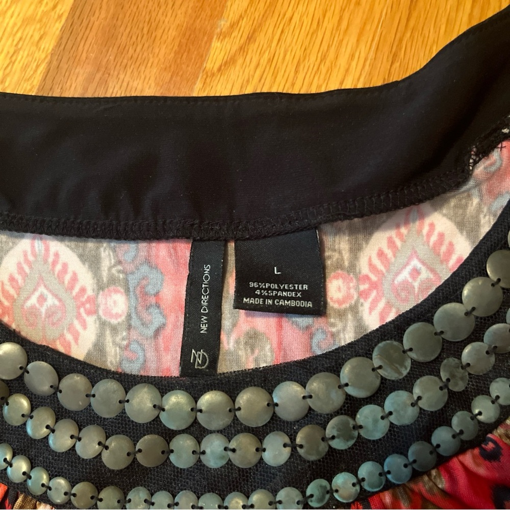 New Directions size large Bohemian Sleeveless top with Beaded Neckline - Picture 5 of 6